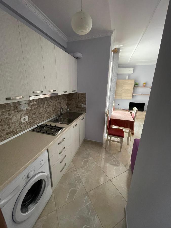 E.I.R Apartments Vlore Bagian luar foto
